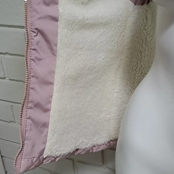 Cavalini Purplish Pink Sleeveless Hooded Fuzzy Lined Jacket. Size Small NWOT - Picture 8 of 12